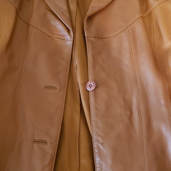 Leather jacket - Picture 3 of 4